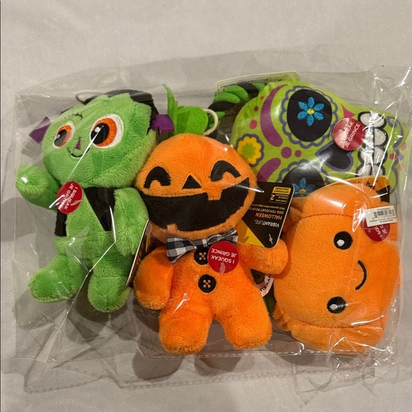 Vibrant Life Halloween Dog Chew Toys - Set of 4 Plush Squeakers, 6"-8" - Picture 8 of 9